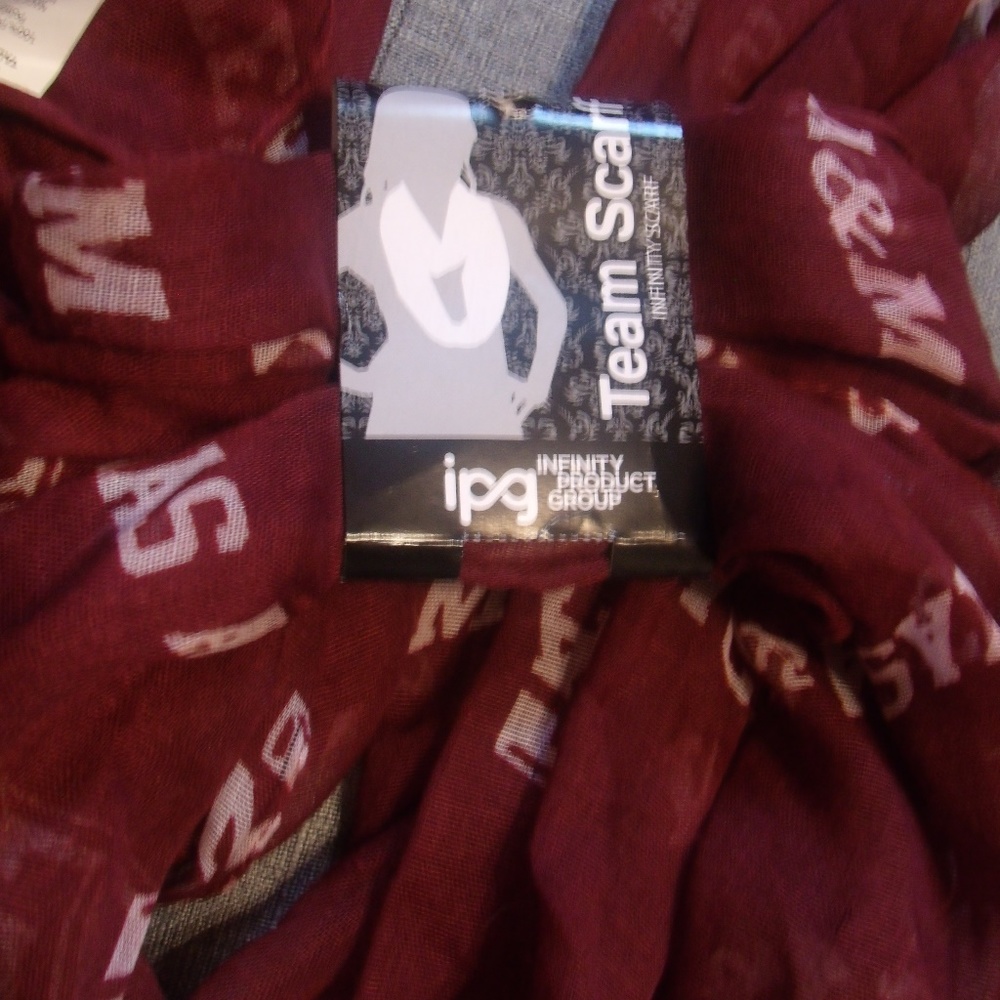 Texas A&M Infinity Scarf - Picture 2 of 4